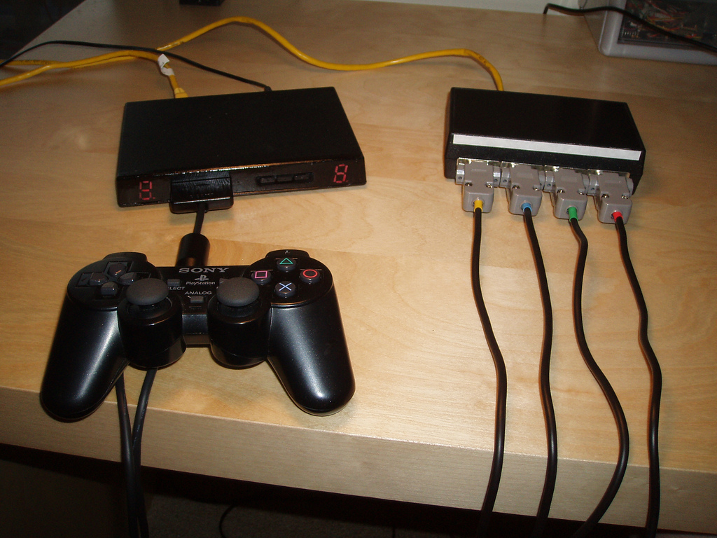 Включи пс 2. Ps2 Controller. Dualshock 2 ps2. PLAYSTATION 2 Controller. Ps2 Dual Analog.